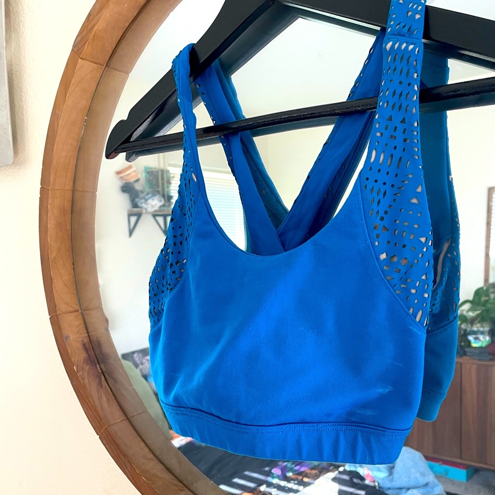 All sports bra
